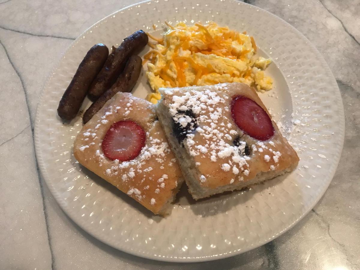 Castle Creek Manor Bed and Breakfast Grand Junction Εξωτερικό φωτογραφία