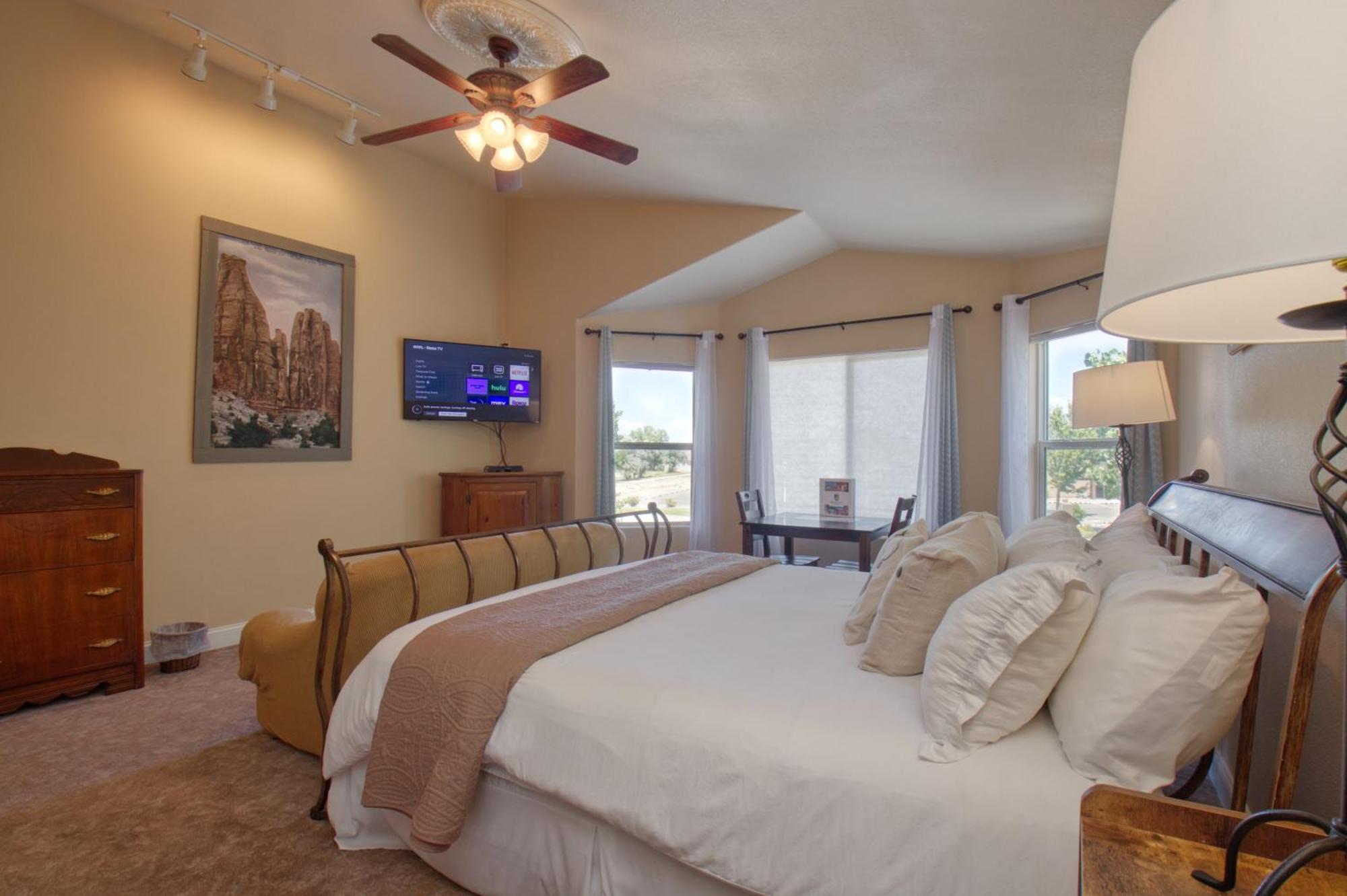 Castle Creek Manor Bed and Breakfast Grand Junction Εξωτερικό φωτογραφία