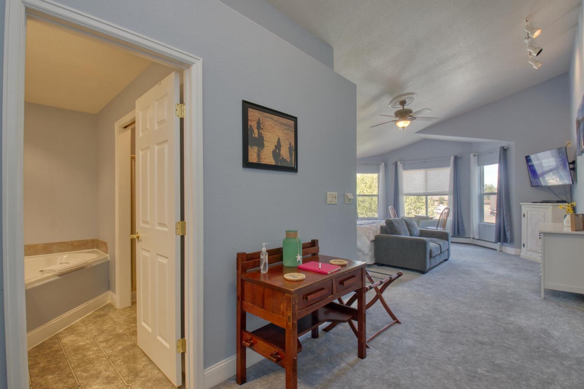 Castle Creek Manor Bed and Breakfast Grand Junction Εξωτερικό φωτογραφία