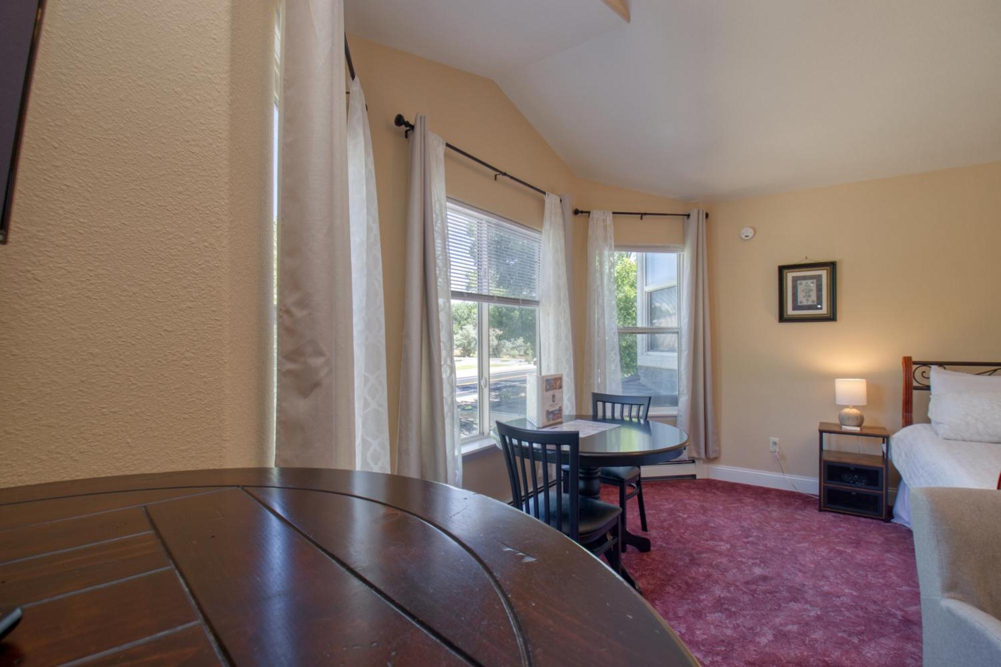 Castle Creek Manor Bed and Breakfast Grand Junction Εξωτερικό φωτογραφία