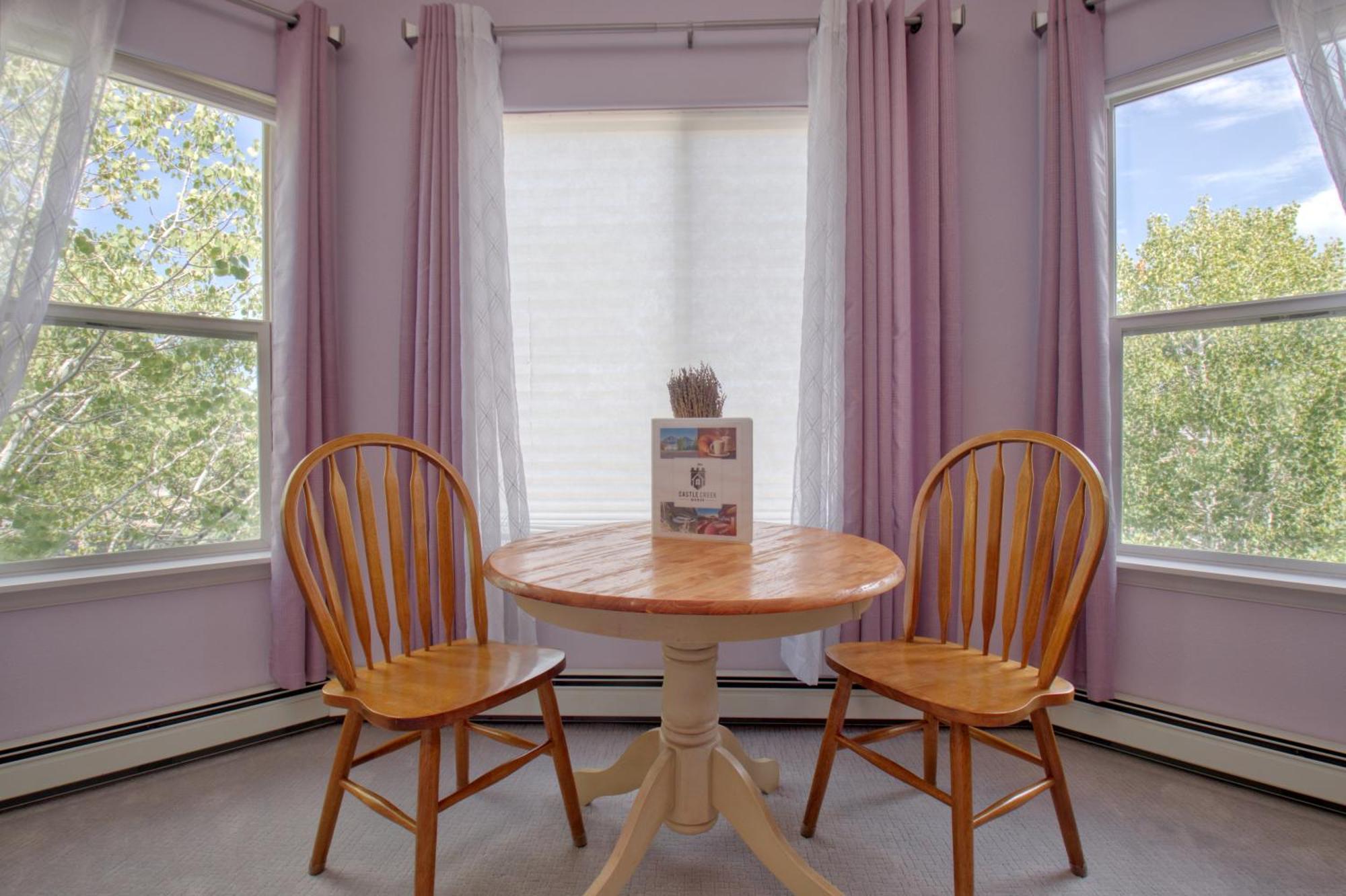 Castle Creek Manor Bed and Breakfast Grand Junction Εξωτερικό φωτογραφία